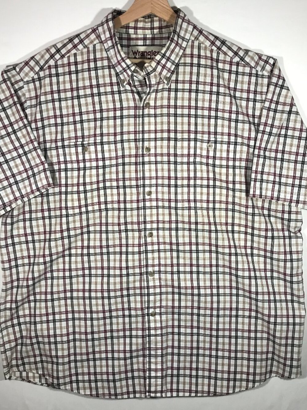 Wrangler Rugged Wear Men's XXL 18-18½ Beige Plaid Button Up Short Sleeve Shirt